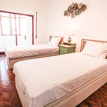 Apartment Beachside Breeze In Costa Da Caparica Almada